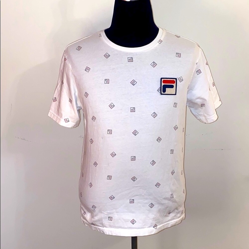 Vintage FIla Logo Print w/Woven Embroidered Logo. - Picture 5 of 10